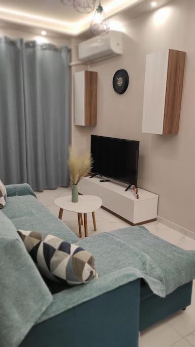 Apartment Cozy Flat In *